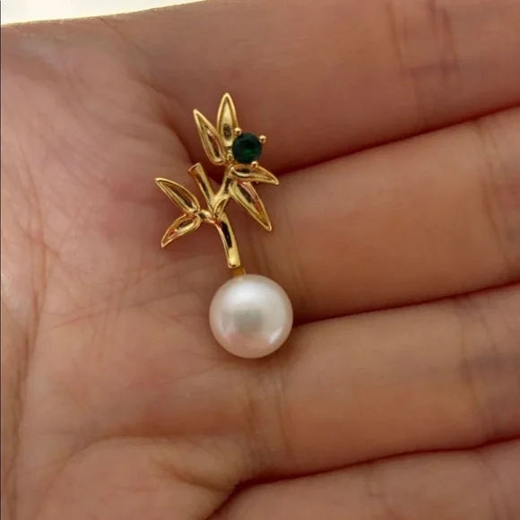 Gold Leaf Pearl Drop Earrings |Sterling Silver Posts | Christmas Gift for Her - Picture 4 of 6